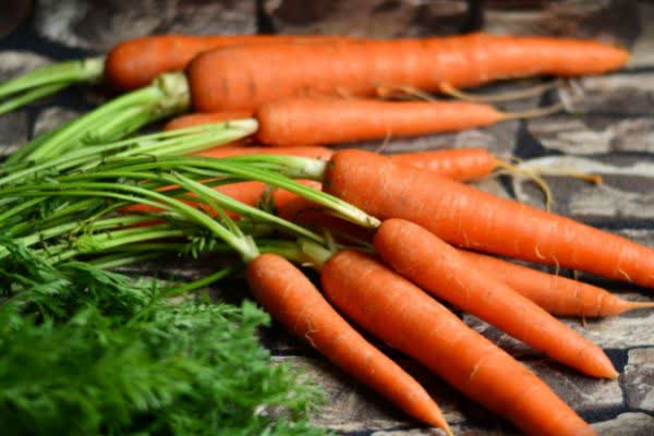 17種抗發炎超級食物│JoiiUp揪健康-胡蘿蔔